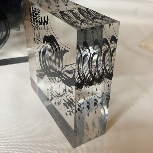 Signed Acrylic optical art by Israeli artist N. H. Azaz “OT Musical Instruments” - Picture 9 of 10